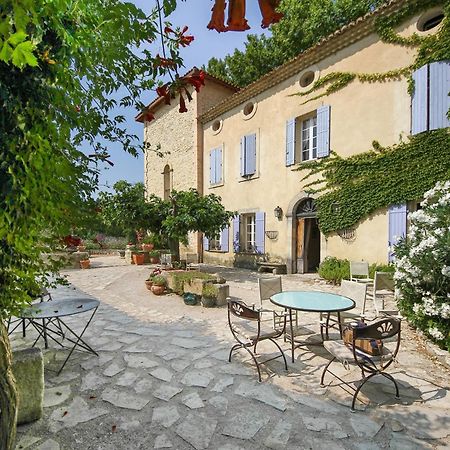 Les Carmes And Spa Le Thor Εξωτερικό φωτογραφία