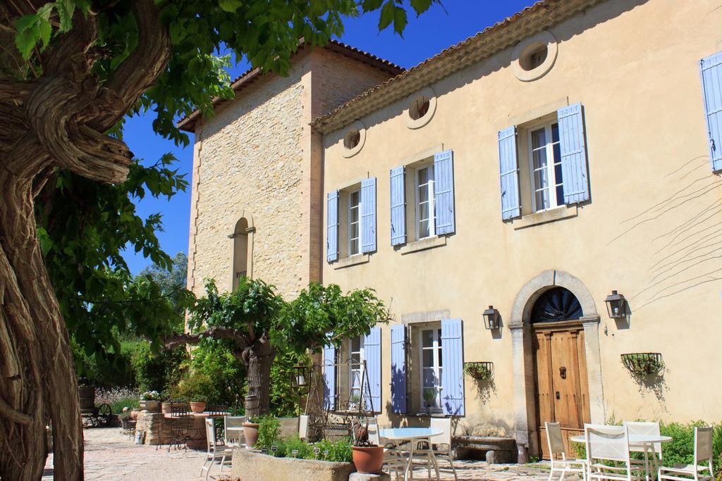 Les Carmes And Spa Le Thor Εξωτερικό φωτογραφία