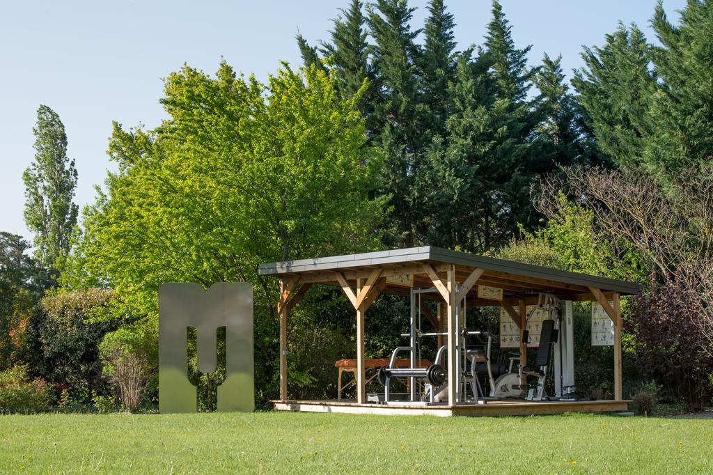 Les Carmes And Spa Le Thor Εξωτερικό φωτογραφία